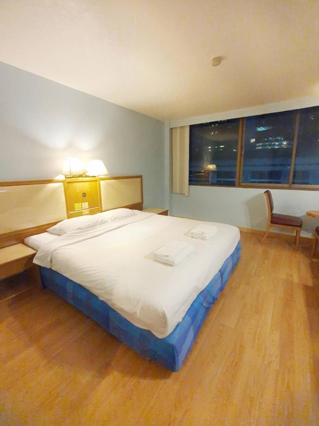 בנגקוק Wish Inn Chidlom V วิช อินน์ ชิดลม 2 מראה חיצוני תמונה